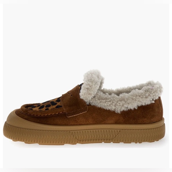 NWT VOILE BLANCHE PAN Genuine Shearling Loafer in Brown - Picture 2 of 15